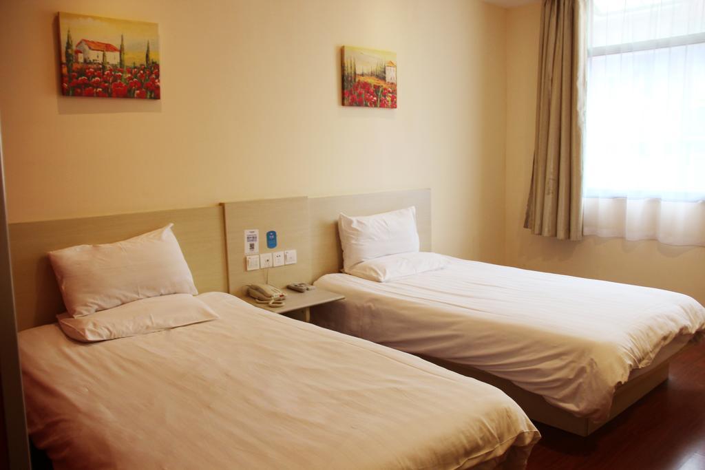 Hanting Hotel Changchun Qimao City Room photo