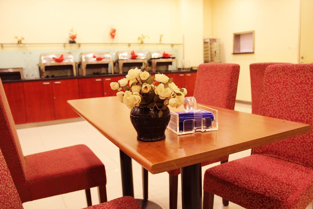 Hanting Hotel Changchun Qimao City Room photo